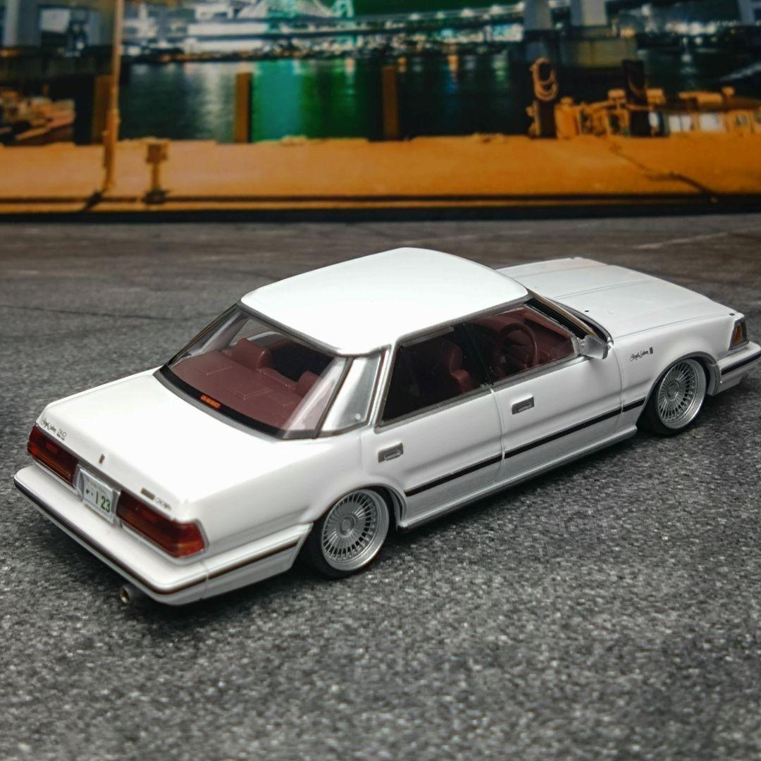 TLV トヨタ クラウン ハードトップ 3.0 ロイヤルサルーンG(カスタム品)