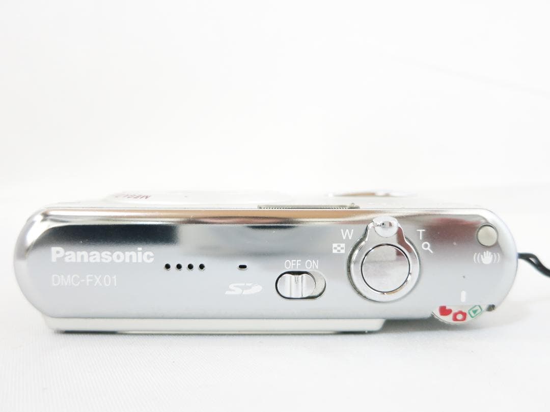 PanasonicデジタルカメラLUMIX DMC-FX01 シルバー