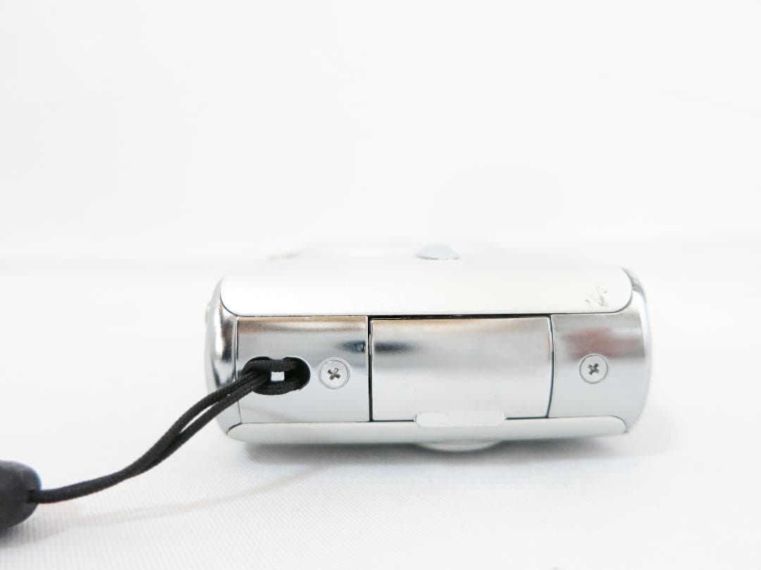 PanasonicデジタルカメラLUMIX DMC-FX01 シルバー