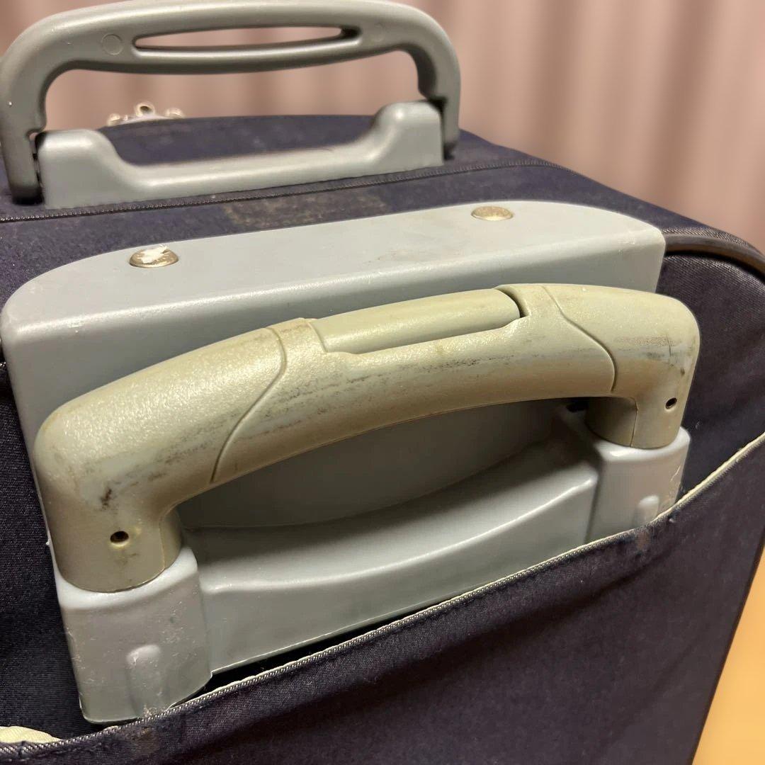 キティちゃん　キャリーバック　デニム生地　カバン　レア　非売品