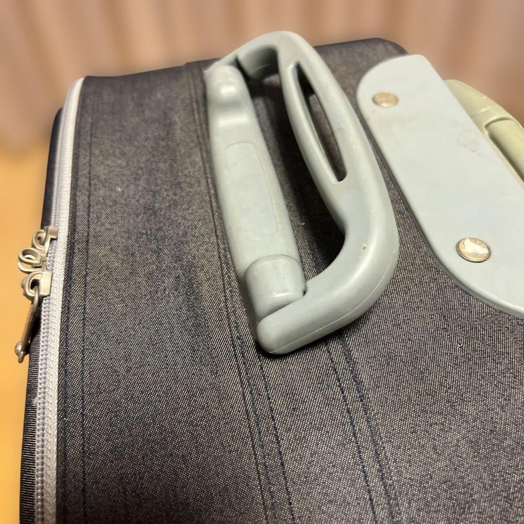 キティちゃん　キャリーバック　デニム生地　カバン　レア　非売品