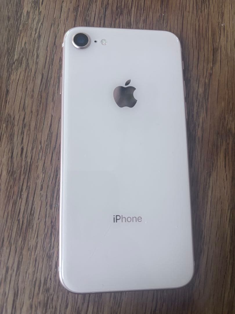 Apple iPhone 8 ゴールド本体