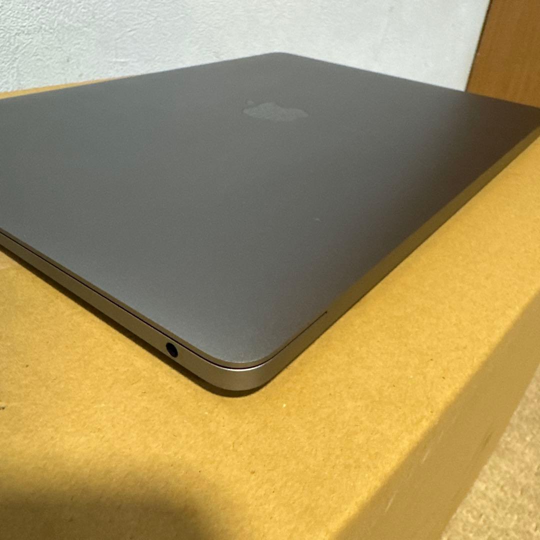 アップルMGN63JA MacBook Air 13.3インチスペースグレイ