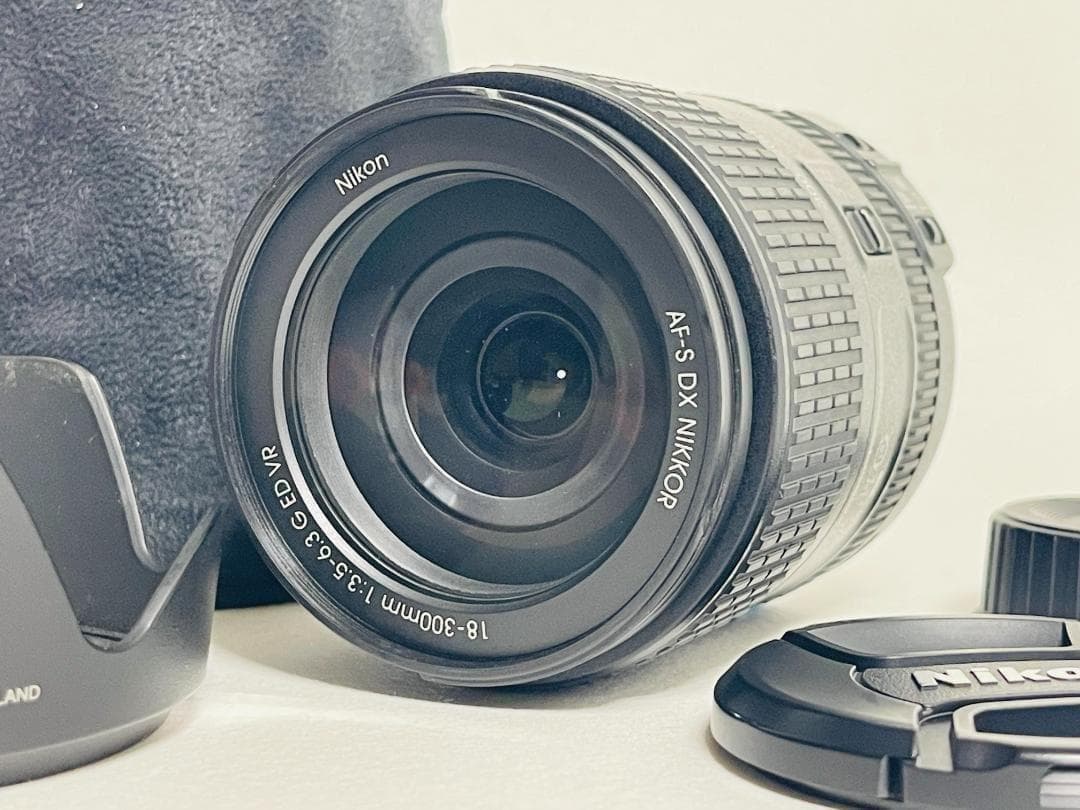 レンズ(ズーム) Nikon AF-S DX 18-300mm f/3.5-6.3G ED VR