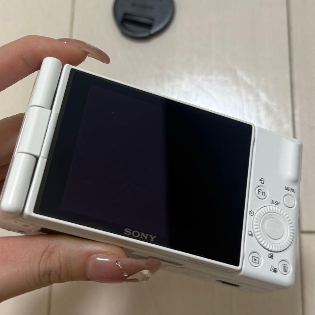 【2024年購入・美品】SONY コンパクトデジタルカメラ ホワイト ZV-1F