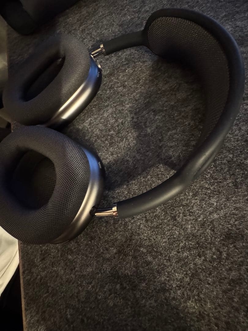 AirPods Max スペースグレー ケース付き 即日発行可能 状態良い