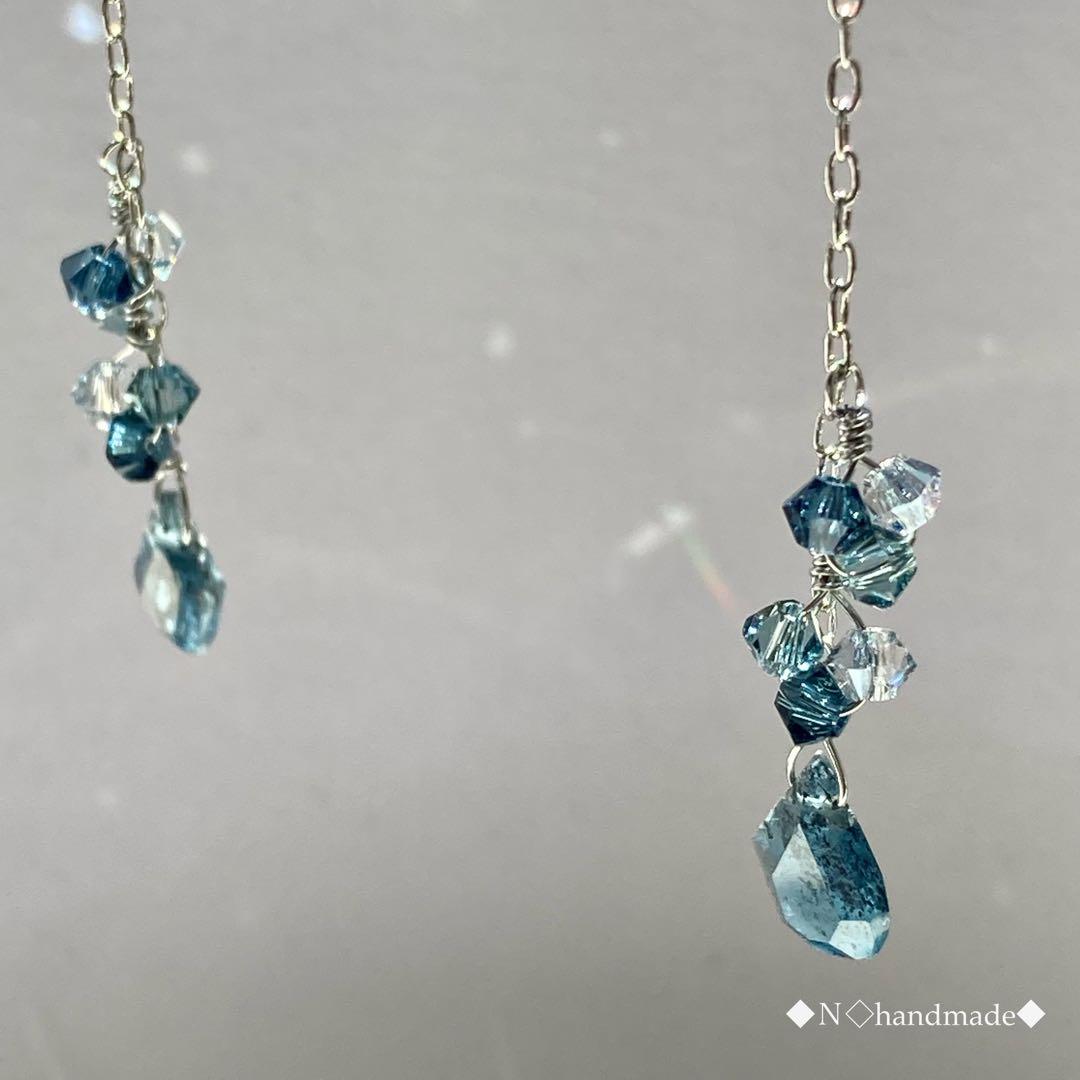 天然石インディゴカイヤナイトのロングピアス スワロフスキー・クリスタルの煌めき✧