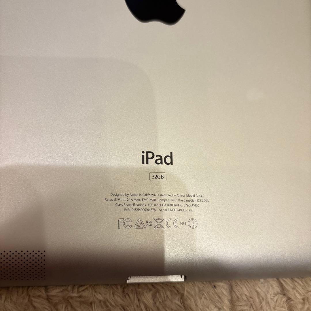 32G iPad (第3世代) Wi-Fi + Cellular：A1430