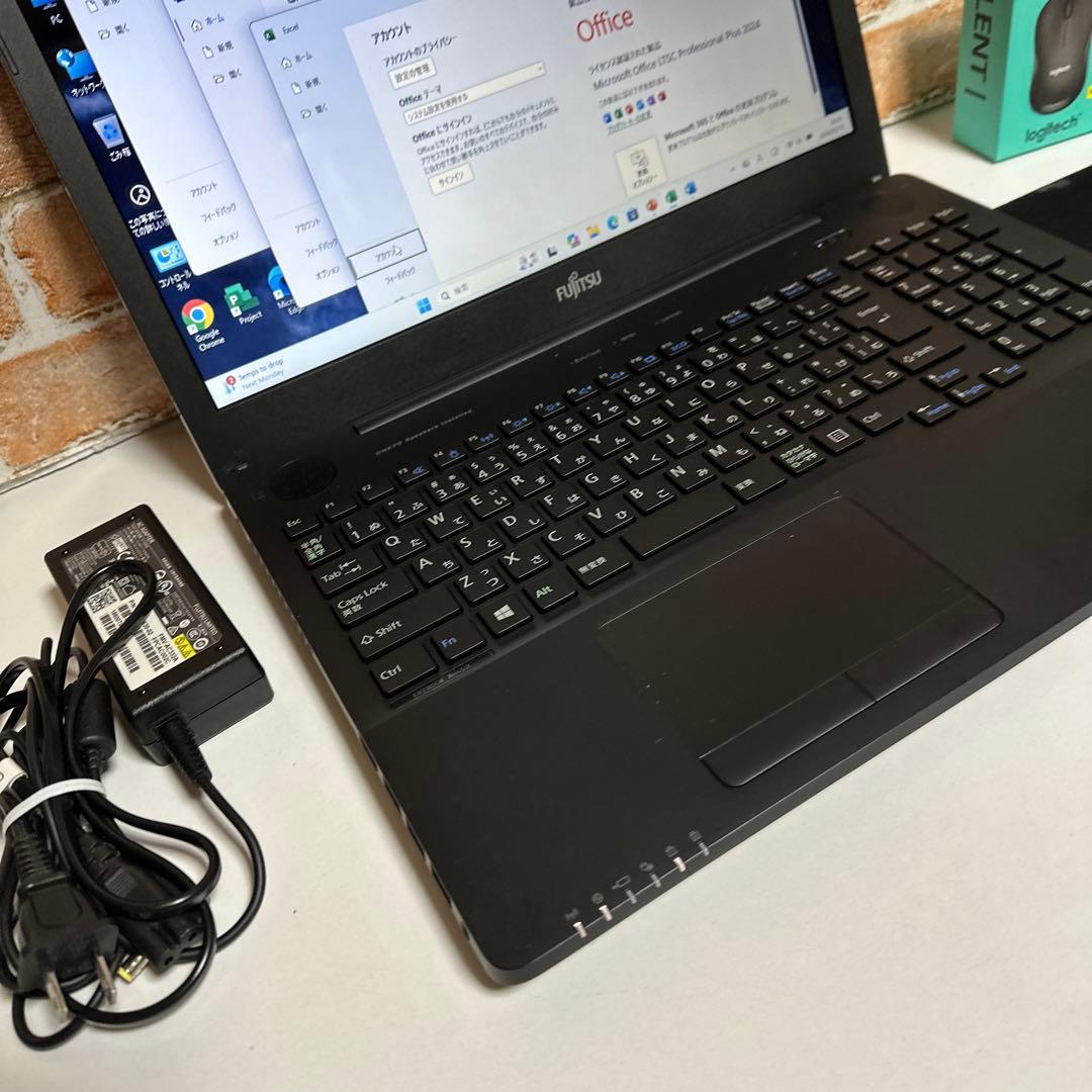 美品　富士通ノート PC SSDサクサク起動Webカメラ　Win11オフィス付き