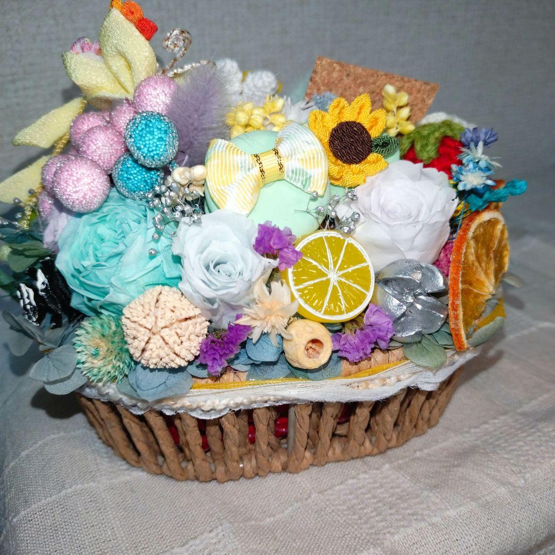 ご予約済✨素敵な箱庭・初夏…うさちゃんの休暇✤ブリザーブドアレンジ