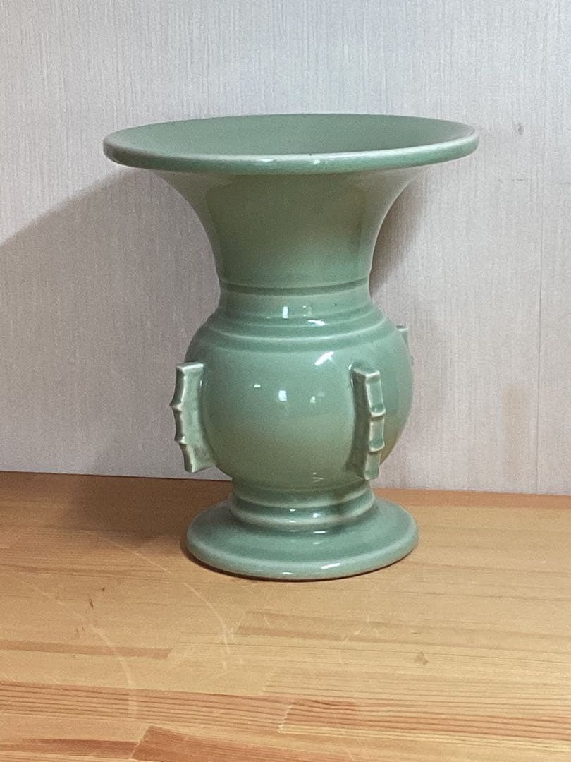 中国古美術　ラッパ口時代物古青磁　花器　置物古美術品高さ約25cm×幅約21cm