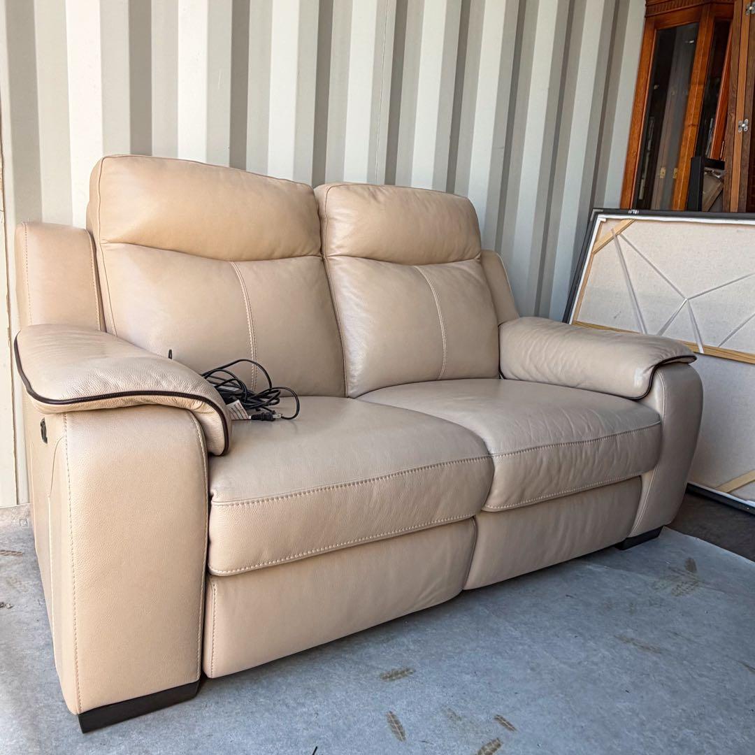 取付無料！IDC大塚家具 高級 ベージュ 電動リクライニングソファ✨