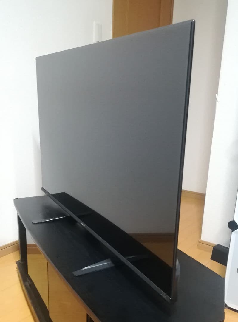 【美品／4Kチューナー内蔵／各種アプリ】2022年製　4K液晶テレビ