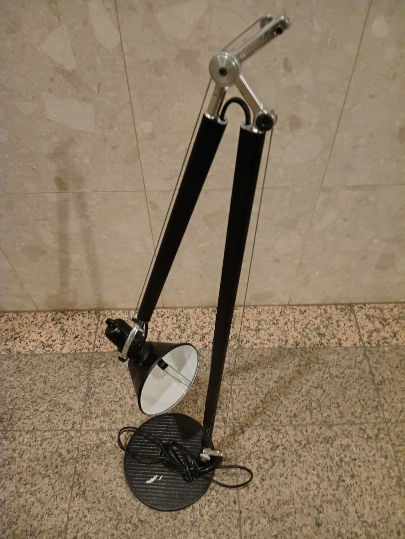 Artemide TOLOMEO アルテミデ　スタンドライト S2068B