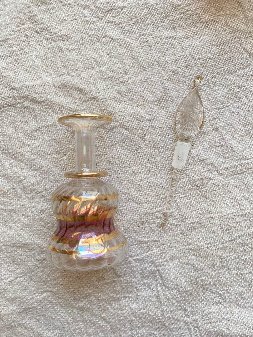 香水瓶　エジプト土産　パフューム　ガラス細工　アンティーク　一輪挿し