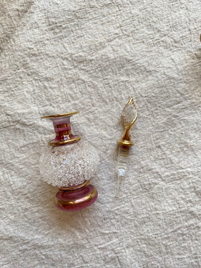 香水瓶　エジプト土産　パフューム　ガラス細工　アンティーク　一輪挿し