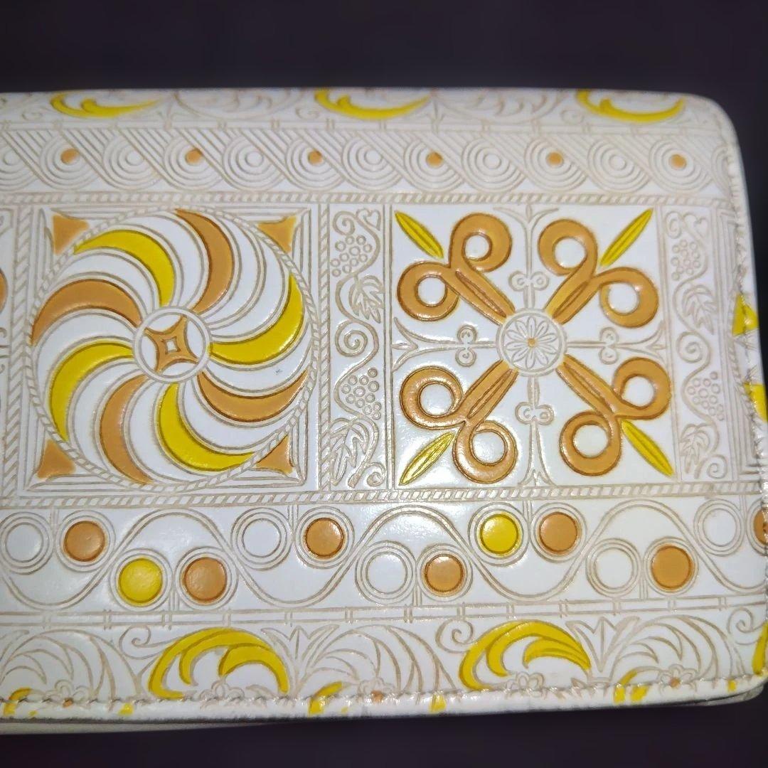 文庫屋大関（オオゼキノブンコガワ）の「錦紗（きんしゃ）」柄の長財布