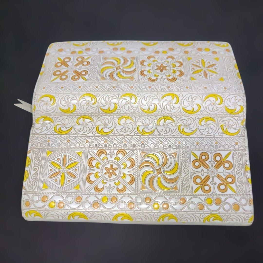 文庫屋大関（オオゼキノブンコガワ）の「錦紗（きんしゃ）」柄の長財布