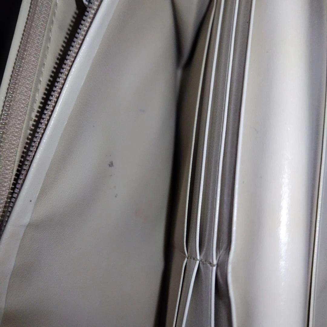 文庫屋大関（オオゼキノブンコガワ）の「錦紗（きんしゃ）」柄の長財布