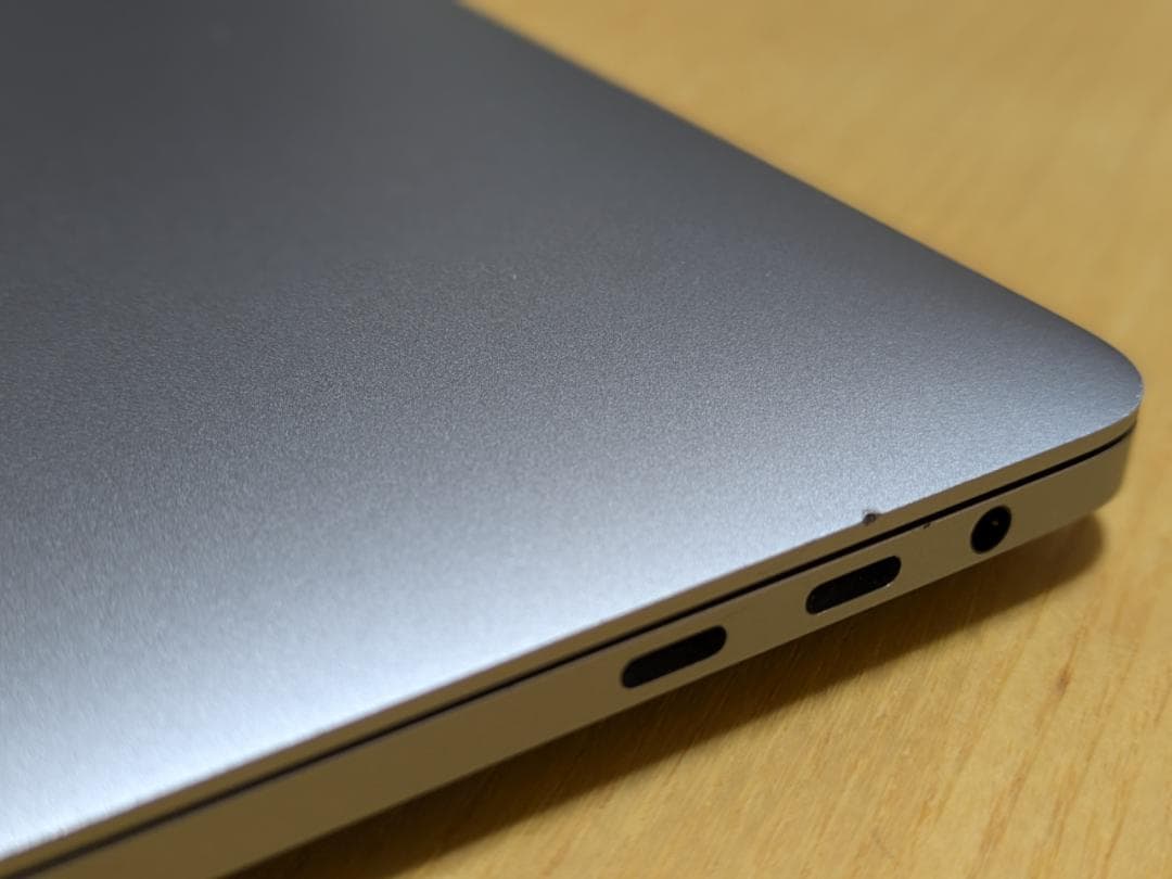 MacBook Pro 2020 13インチ Core i7 16GB 1TB