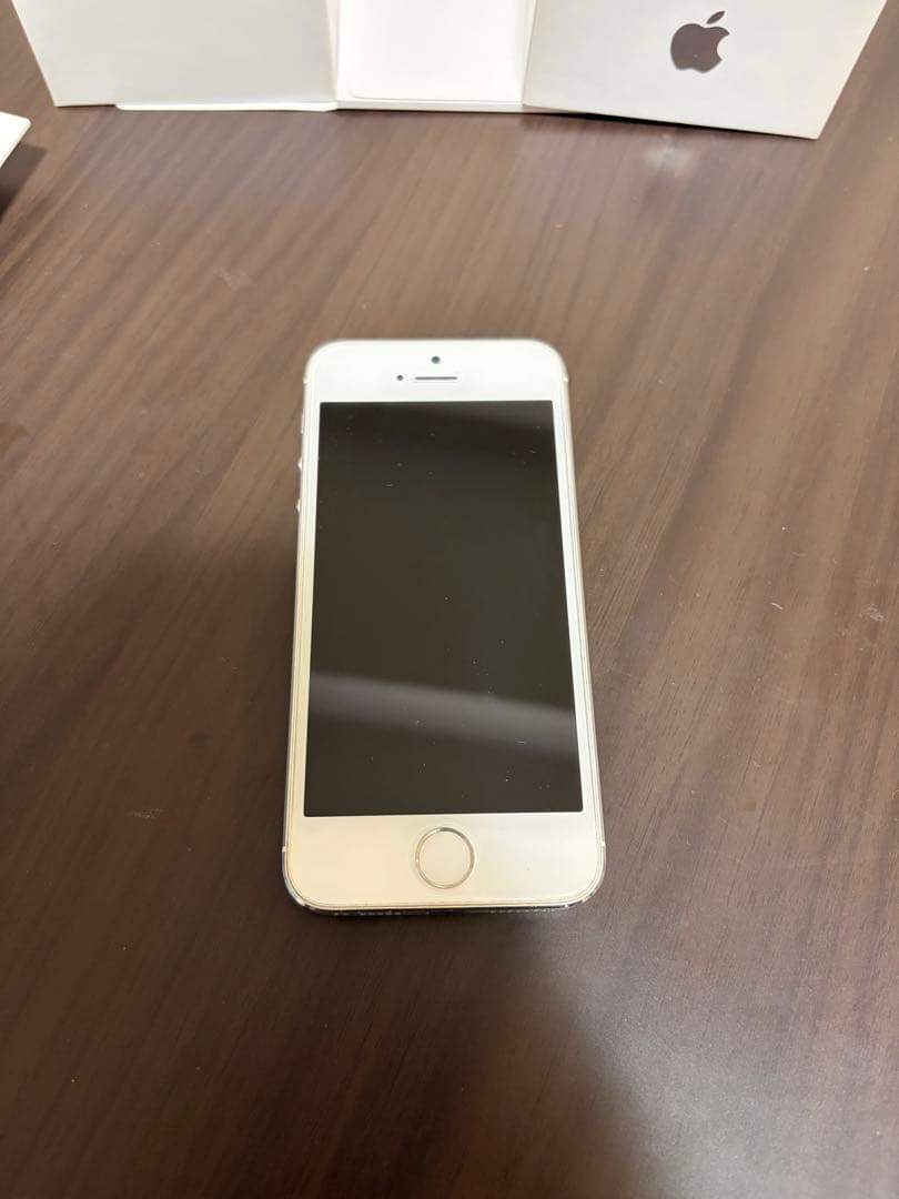 【美品】iPhone 5s 32GB シルバー （ワイモバイル端末）箱、ケース付