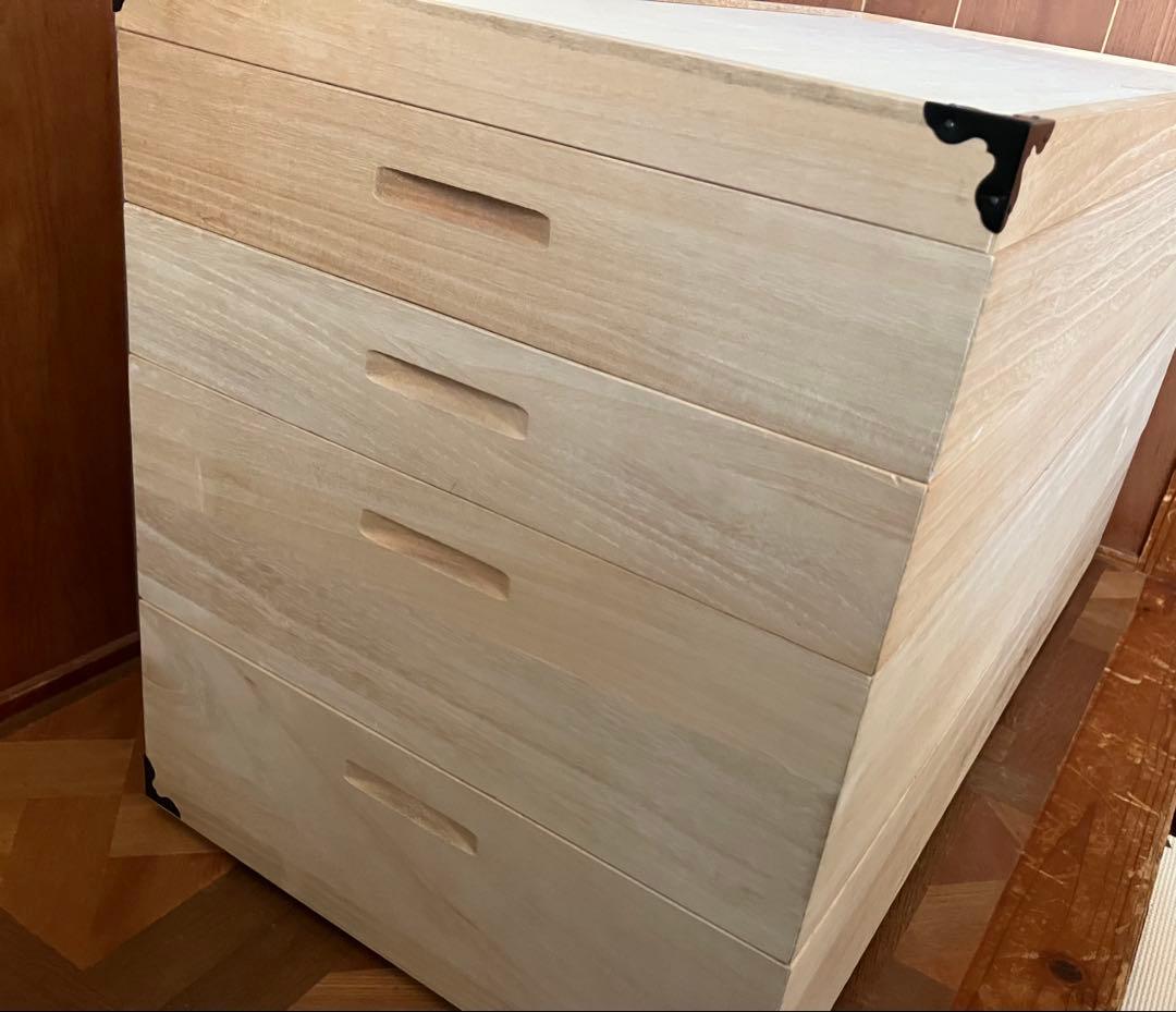 桐タンス着物収納4段隅金具付き