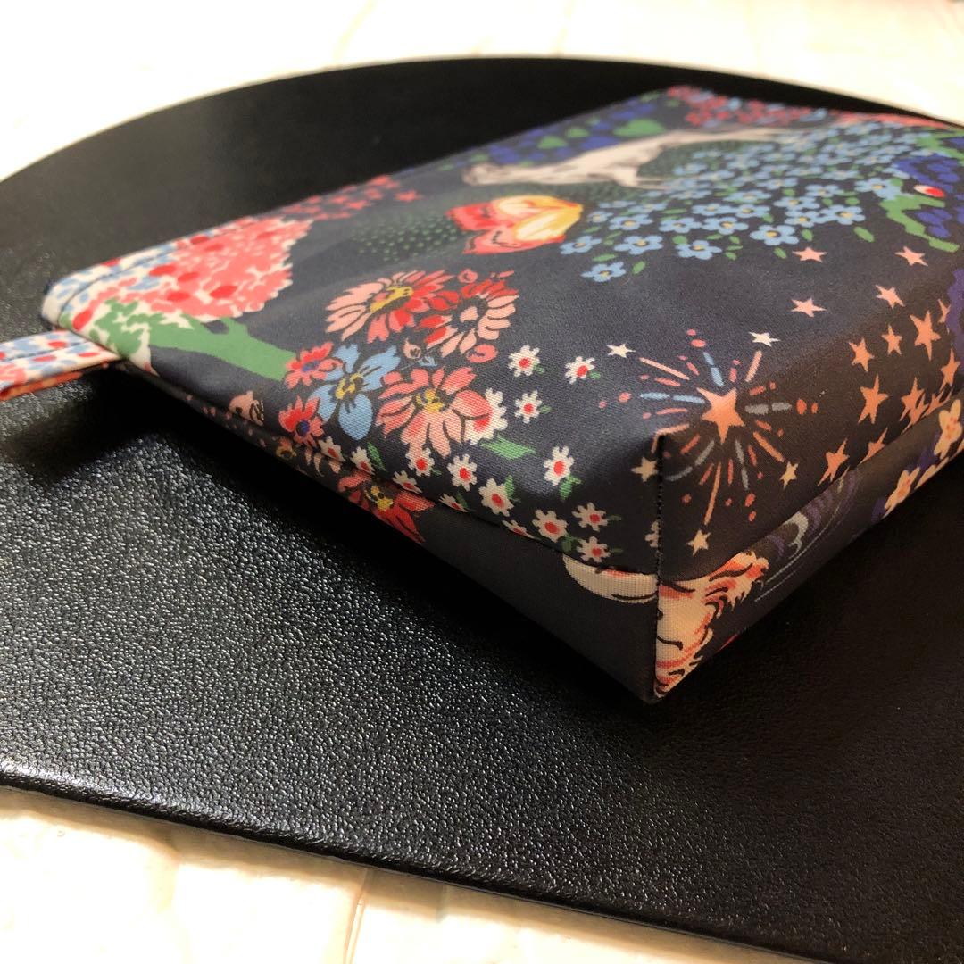 ☆大　20センチ マチ付きポーチ　キャスキッドソン馬柄　ラミネート地ハンドメイド