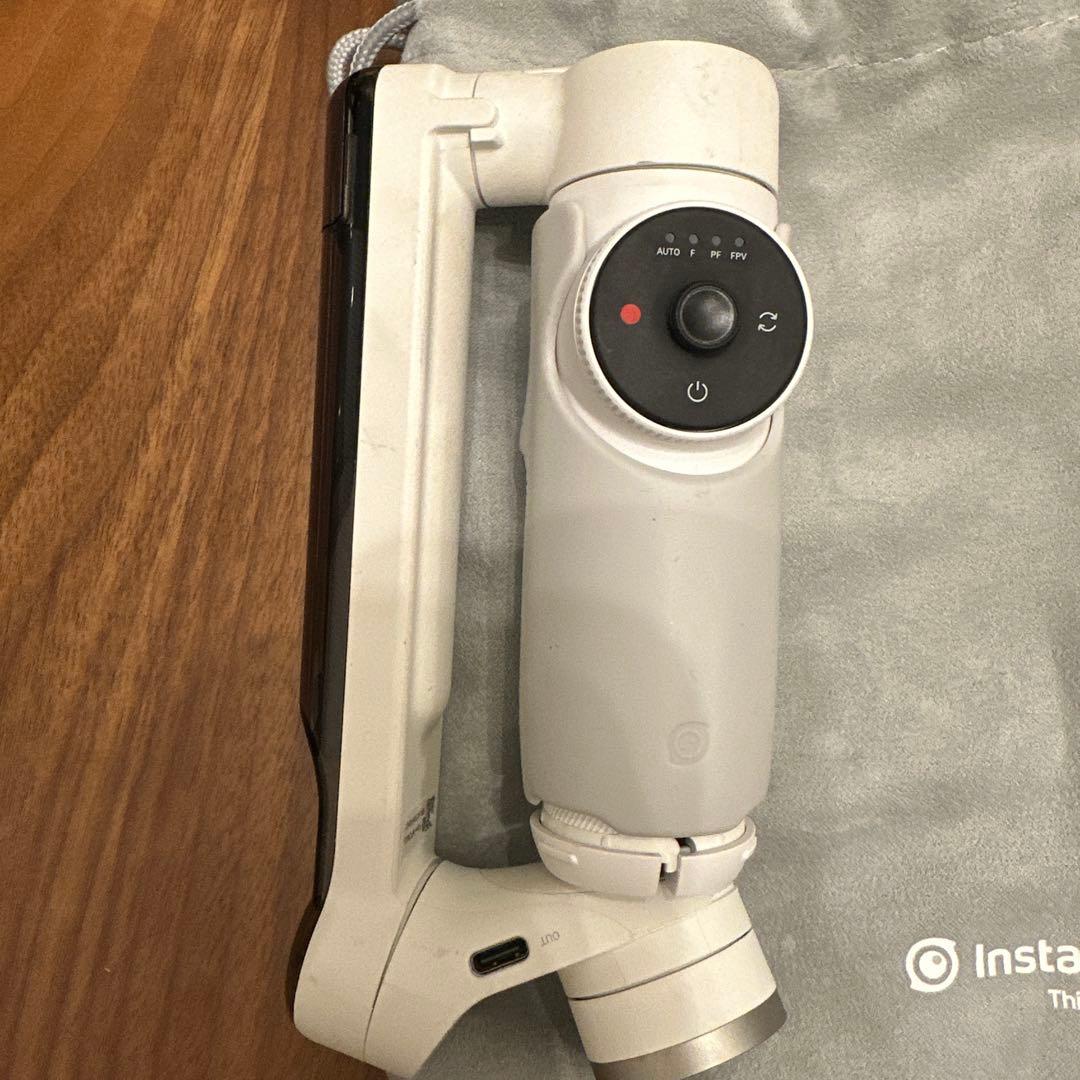Insta360 Flow ホワイト標準版 |AI搭載スマートフォン用ジンバル