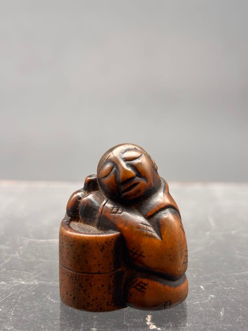 木彫　人物根付　石臼引　江戸期　提げ物