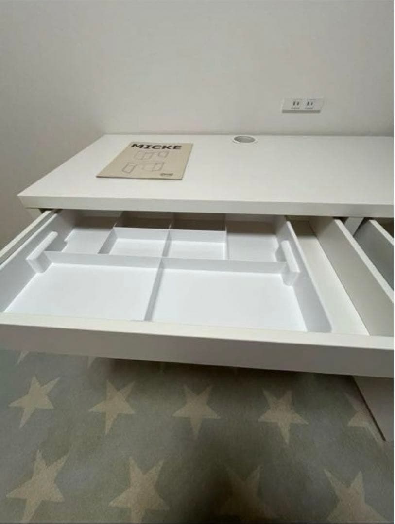 IKEA ミッケ学習机　IKEA学習机　テレワーク　イケアミッケ勉強机
