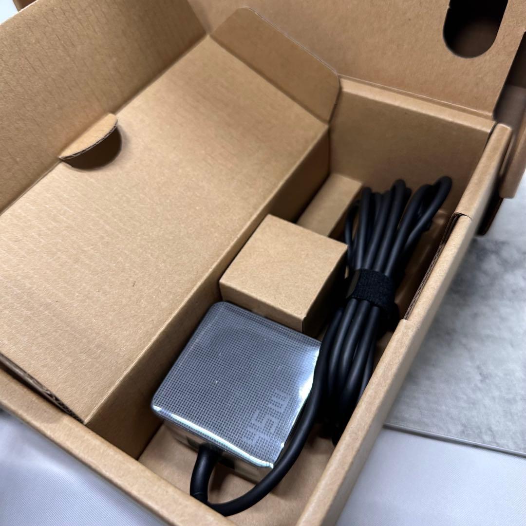 【開封/ほぼ未使用】ASUS Chromebook CM3001DM2