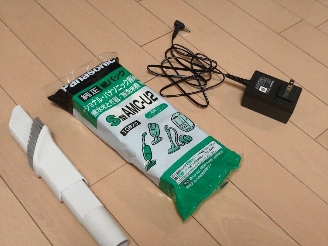 【美品】2025年製 Panasonic MC-PB60JY-C コードレス