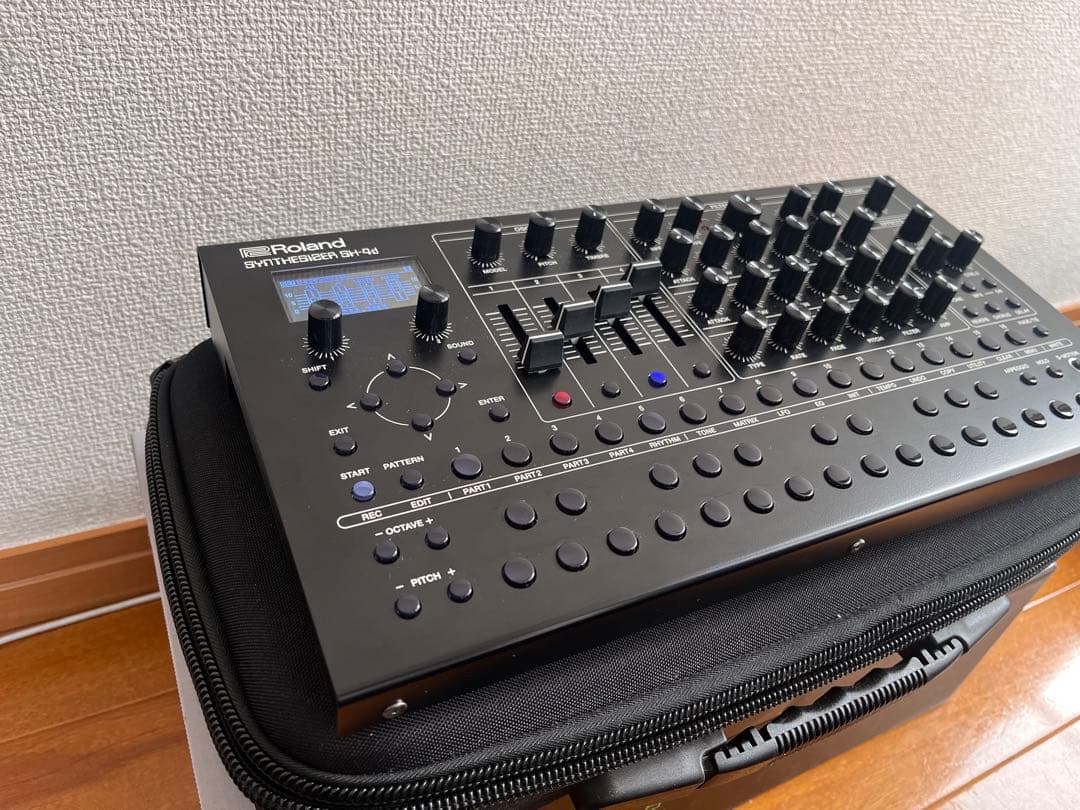 鍵盤楽器 Roland SH-4d