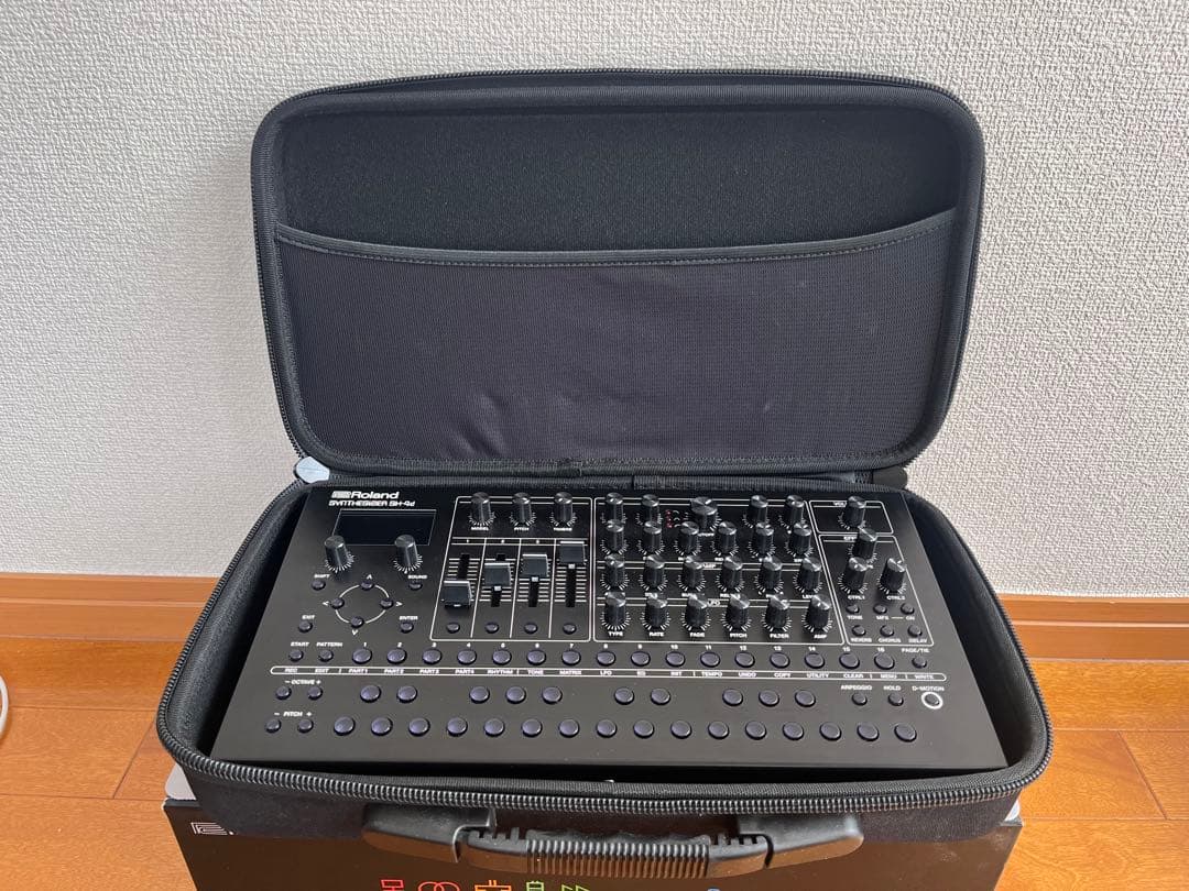 鍵盤楽器 Roland SH-4d