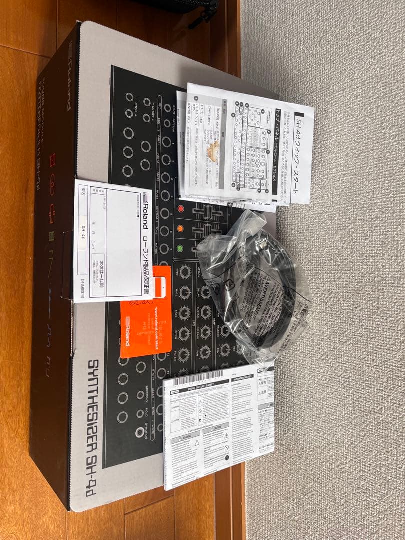 鍵盤楽器 Roland SH-4d