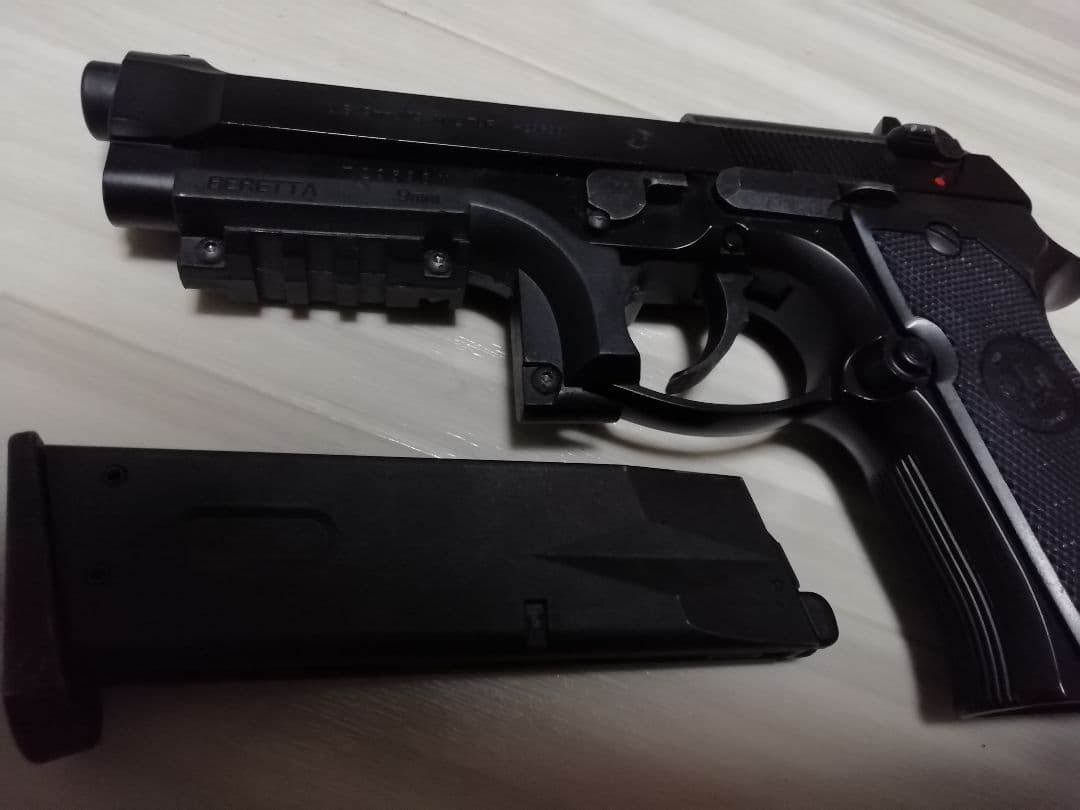 【東京マルイ】ガスガン二丁セット