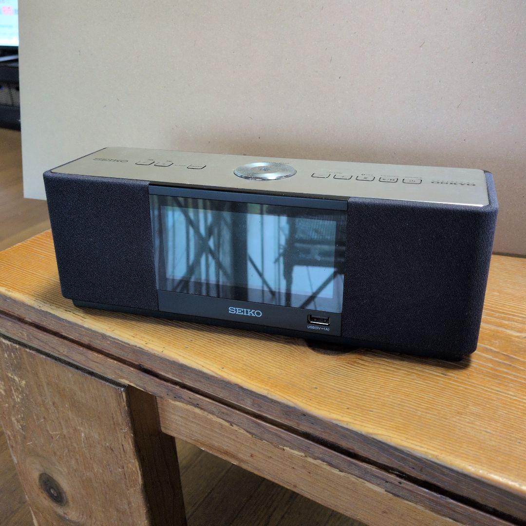 SEIKO ONKYO デジタル時計 ONKYOスピーカー、Brutus内蔵