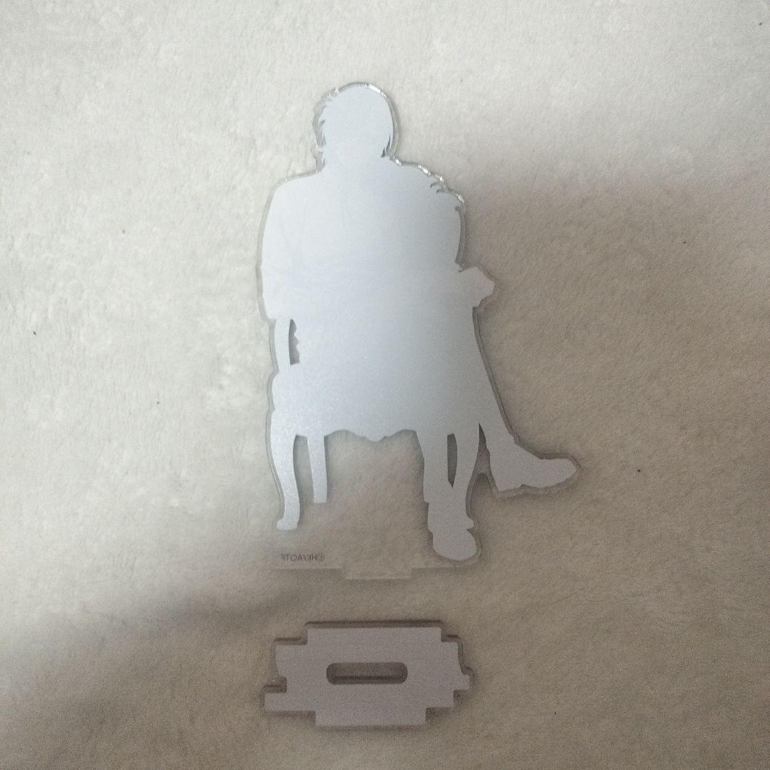 進撃の巨人 アクリルスタンド ハンジ　キャラウムカフェ