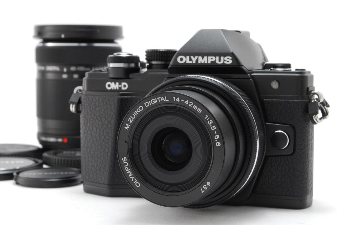 【ほぼ新品 】オリンパス OLYMPUS OM-D E-M10 Mark II
