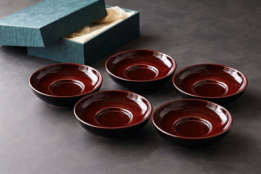 ●【未使用 共箱付】漆塗 茶碗受け 5客 東本願寺 金文字黒塗朱内伝統工芸茶道具