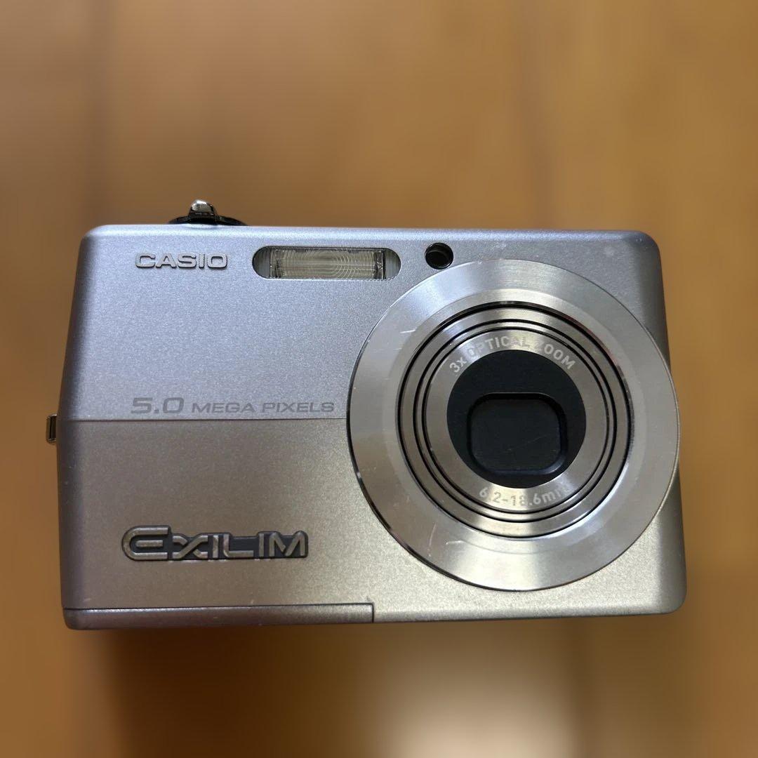 CASIO EXILIM 5.0 EX-Z500 デジカメ 充電器 ケーブル付き