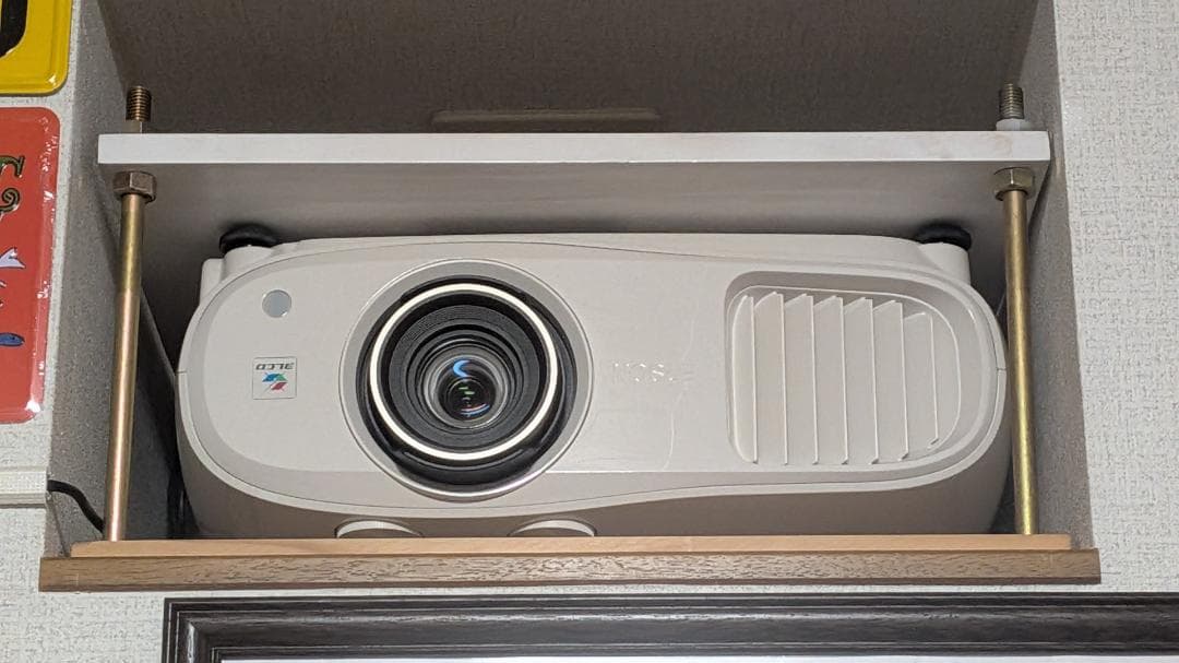 エプソン EH-TW7100