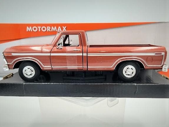 ミニカー MOTORMAX 1/24 1979 FORD F-150 BROWN