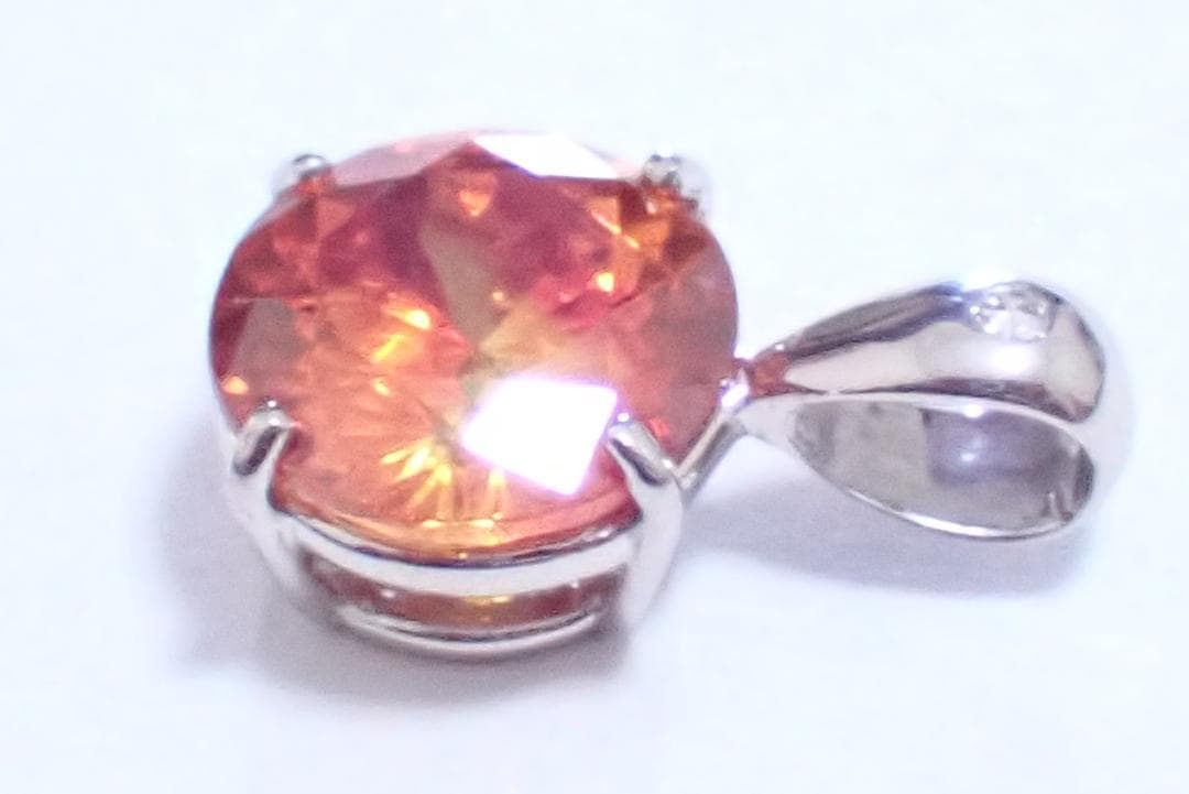 スファレライト　ペンダントトップ　4.22ct　ダイヤ0.02ct　090
