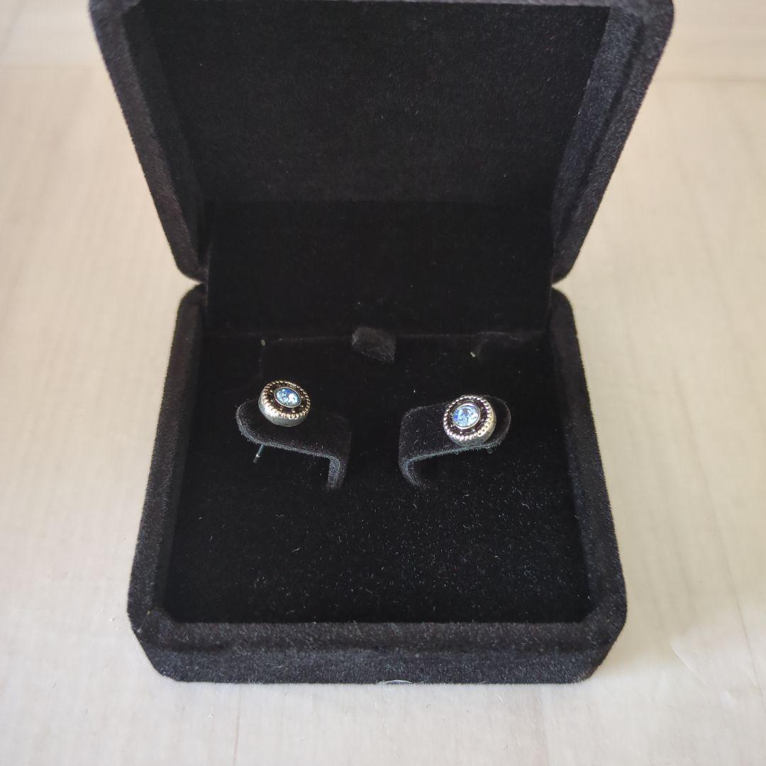 悪魔執事と黒い猫 シロ ピアス