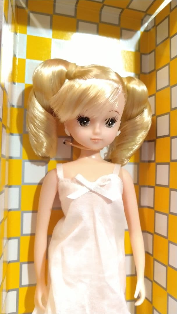 厳選 リカちゃんキャッスル おめかしコレクション peu connu あきちゃん