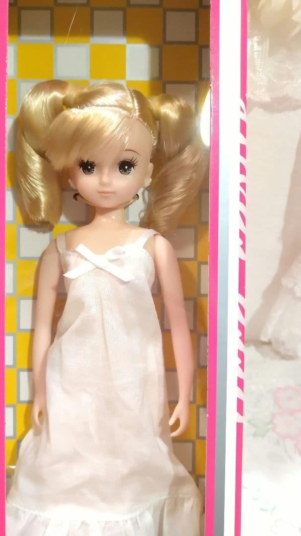 厳選 リカちゃんキャッスル おめかしコレクション peu connu あきちゃん