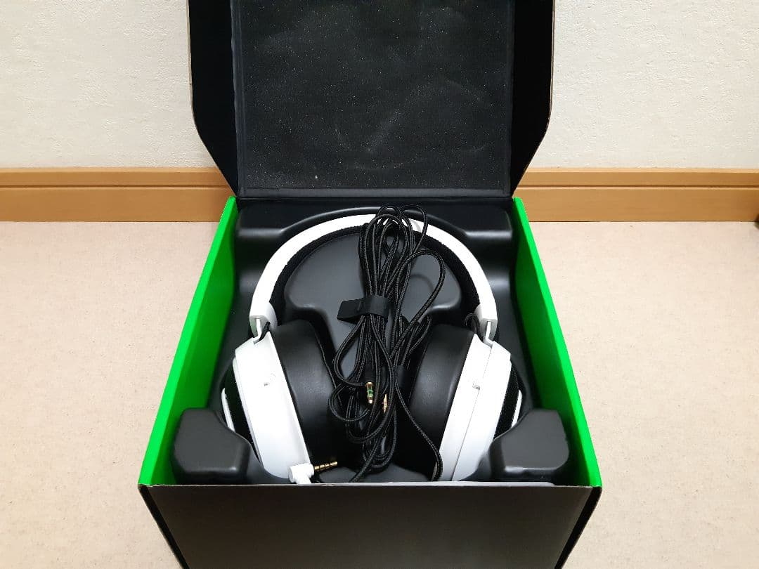 ヘッドホン RAZER KRAKEN PRO V2