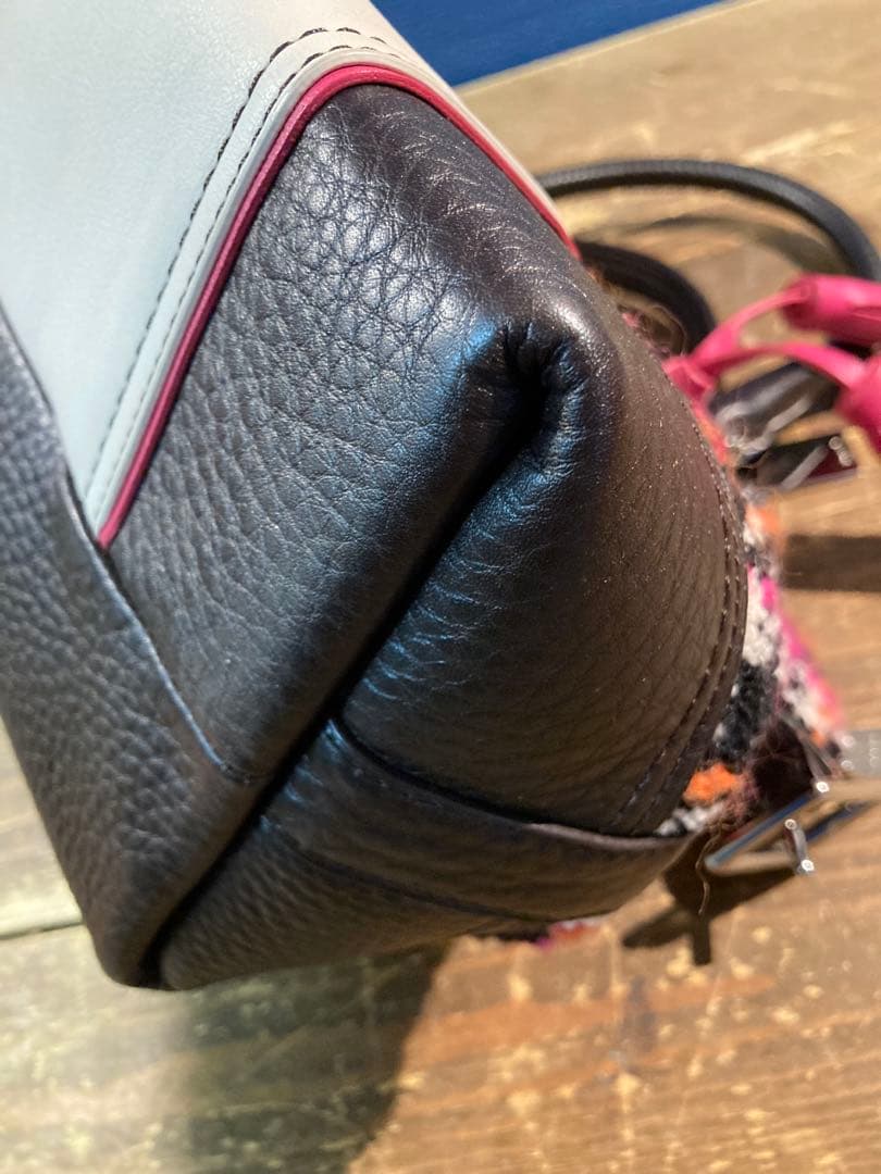 H 訳あり　コーチ　ハンドバッグ　バック　ピンク　白　ホワイト