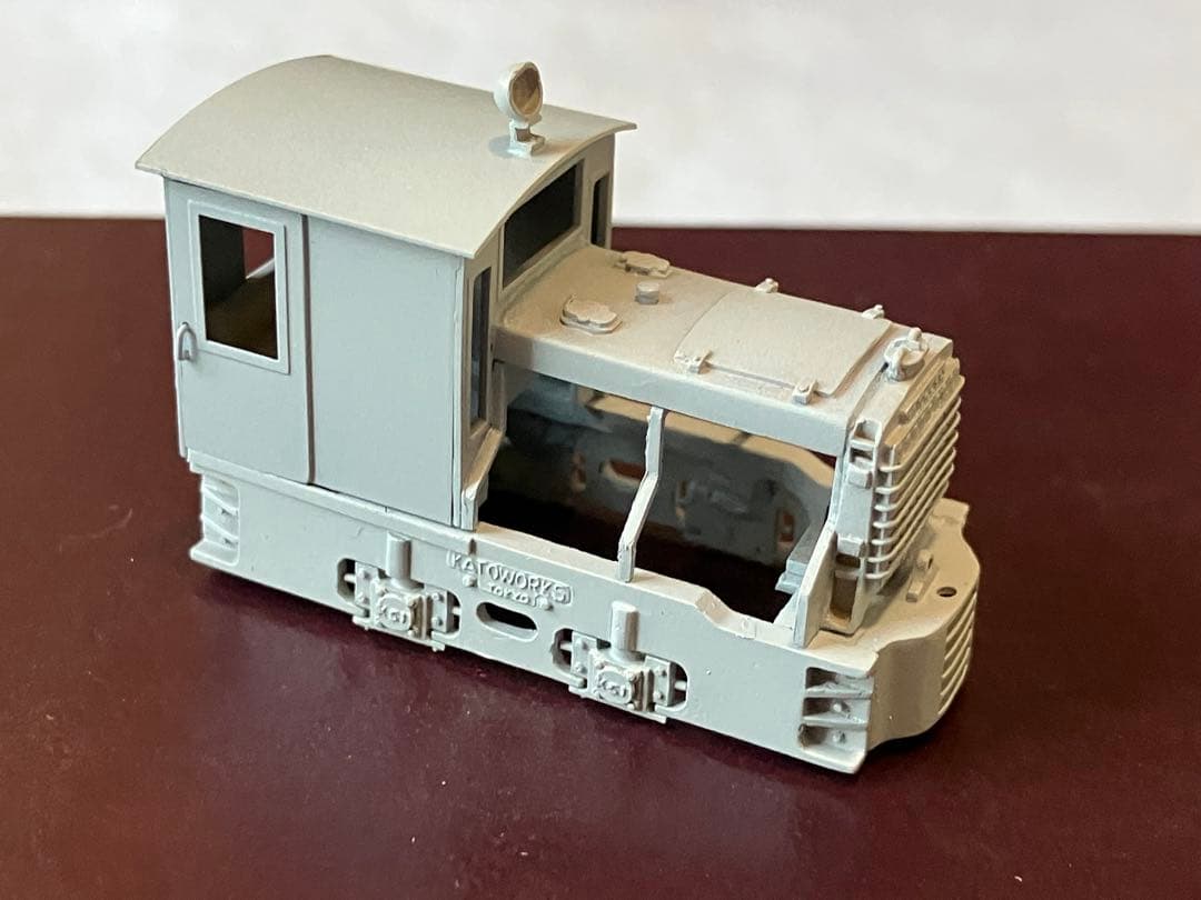 モデルワーゲン製 加藤製 3tDL HOe キット仕掛品